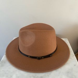 Women’s Brown Felt Hat with Belt